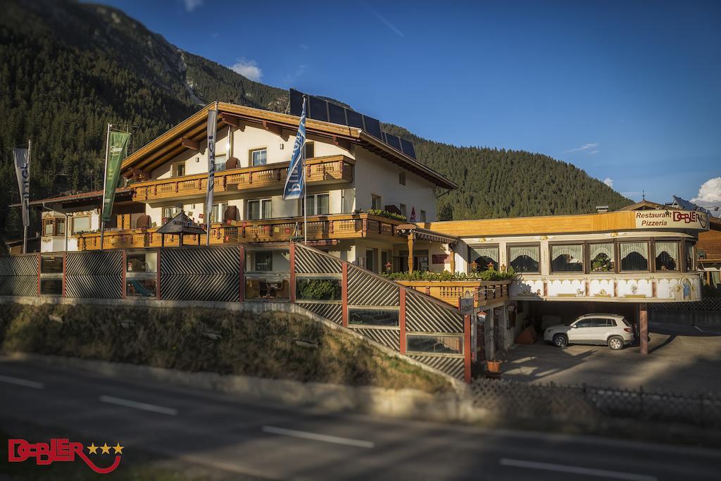 Ferienhotel Dobler Weissenbach am Lech Exteriör bild