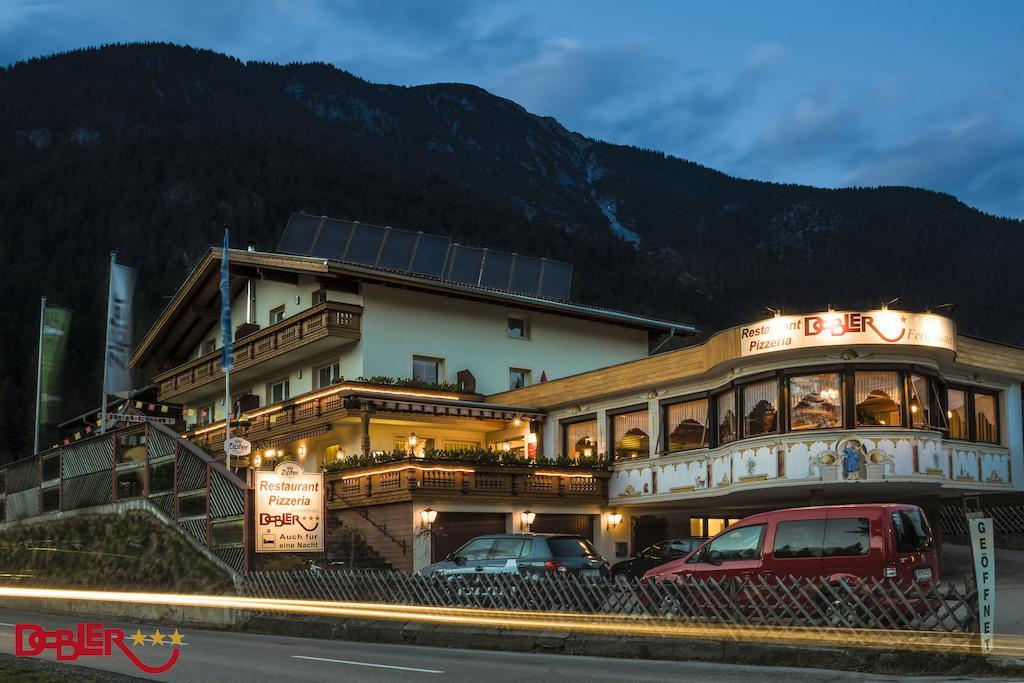 Ferienhotel Dobler Weissenbach am Lech Exteriör bild